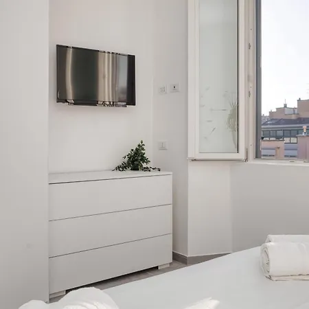 Ideal Rent - Sirtori 10 Milan Exterior photo